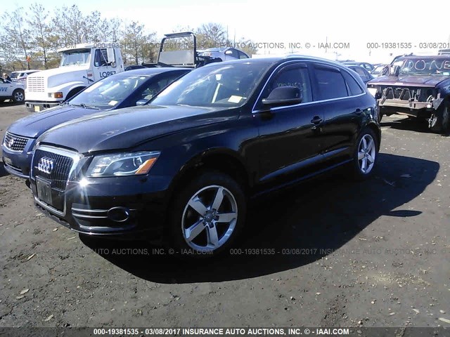 WA1LKAFPXAA089230 - 2010 AUDI Q5 PREMIUM PLUS BLACK photo 2