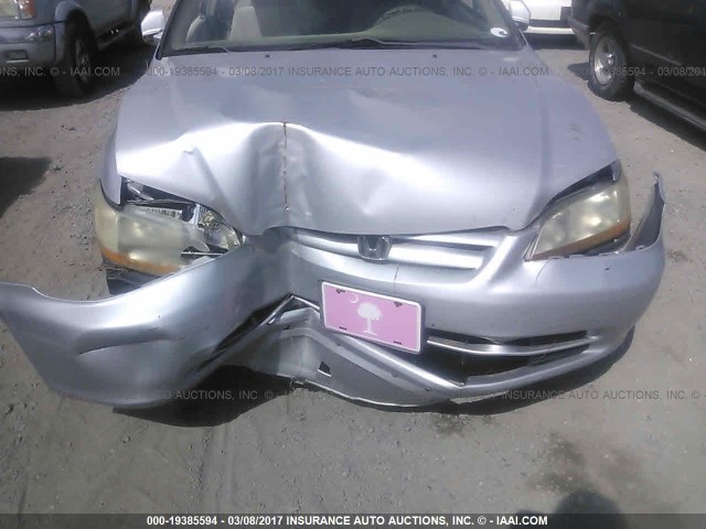 1HGCG567X2A029143 - 2002 HONDA ACCORD SE SILVER photo 6