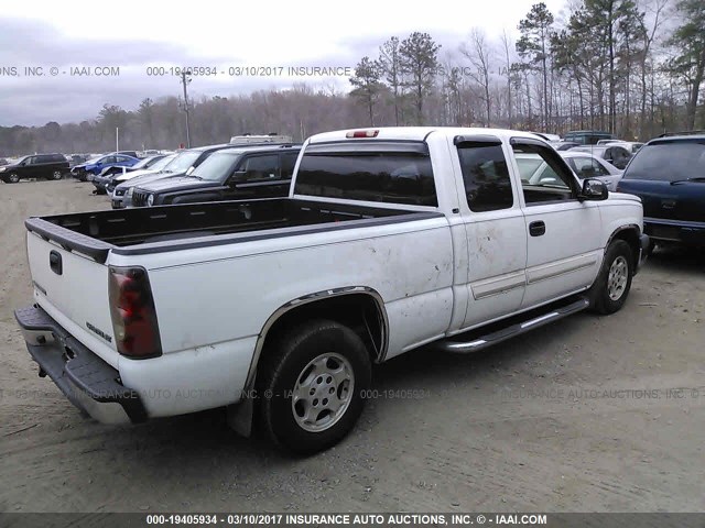 2GCEC19V031353252 - 2003 CHEVROLET SILVERADO C1500 WHITE photo 4