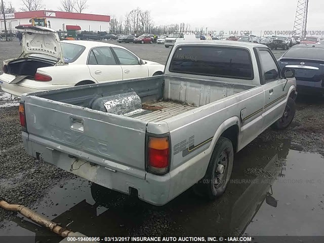 JM2UF2118H0562321 - 1987 MAZDA B2000 LONG BED GRAY photo 4