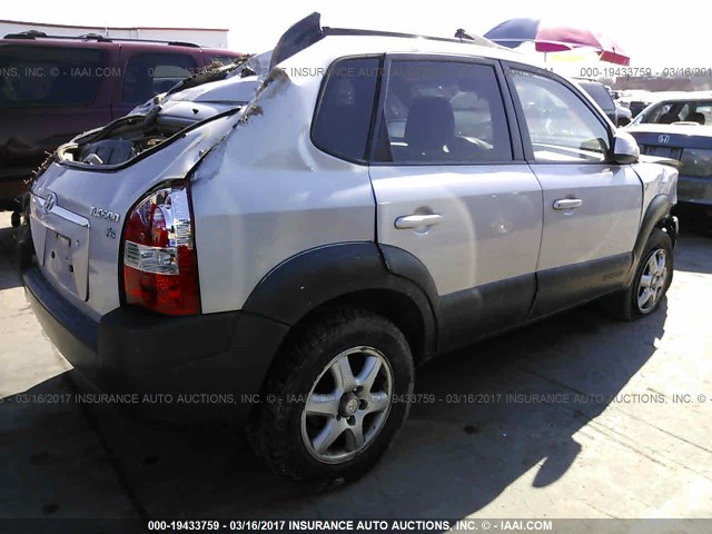 KM8JN12D45U112503 - 2005 HYUNDAI TUCSON GLS/LX SILVER photo 4