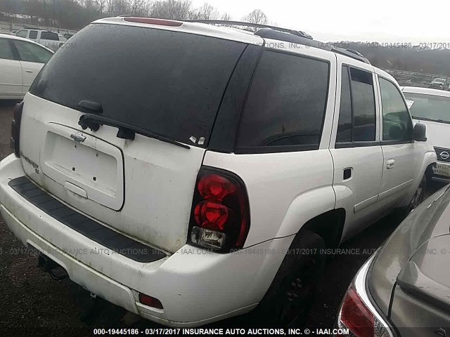 1GNDT33S592133305 - 2009 CHEVROLET TRAILBLAZER LT WHITE photo 4