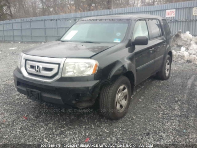 5FNYF4H24BB054159 - 2011 HONDA PILOT LX BLACK photo 2