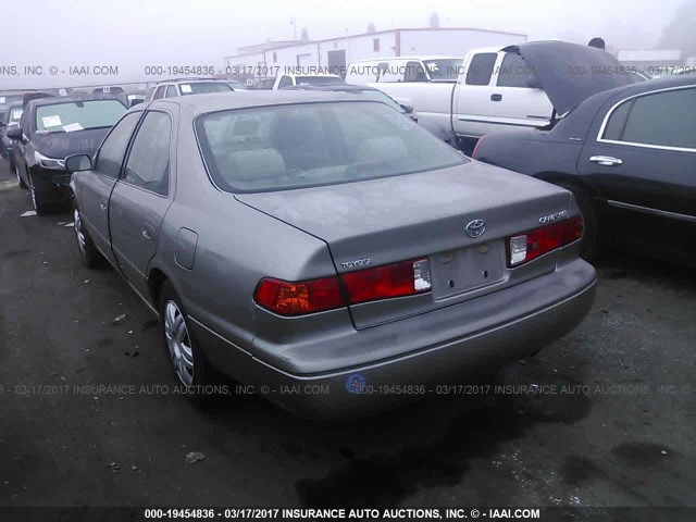 JT2BG22K1Y0483100 - 2000 TOYOTA CAMRY CE/LE/XLE 金色 照片 3