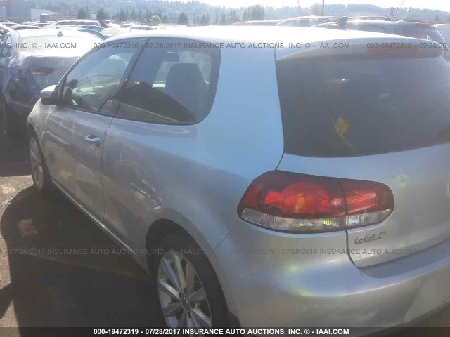 WVWMM7AJ4CW002115 - 2012 VOLKSWAGEN GOLF 银色 照片 3