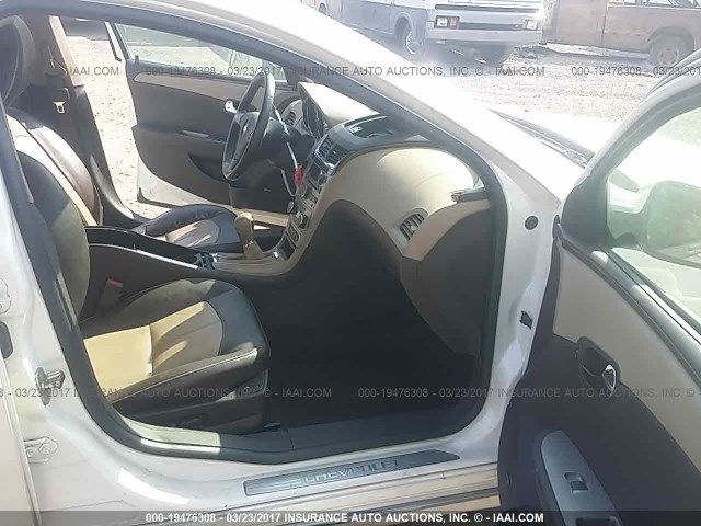 1G1ZG5E75CF284757 - 2012 CHEVROLET MALIBU LTZ 白色 照片 5