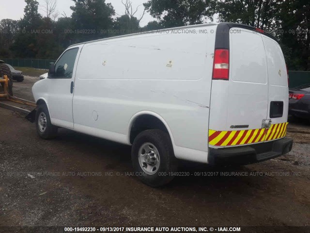 1GCWGFCA9E1160327 - 2014 CHEVROLET EXPRESS G2500  WHITE photo 3