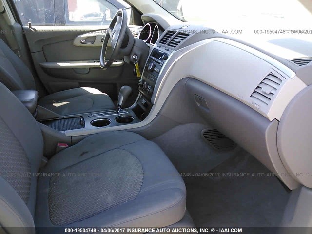 1GNLREED7AS138983 - 2010 CHEVROLET TRAVERSE LS BURGUNDY photo 5