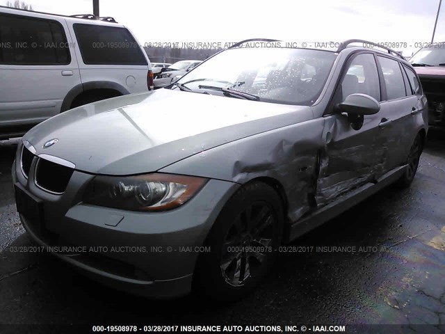 WBAVT13546KW23528 - 2006 BMW 325 XIT GRAY photo 2