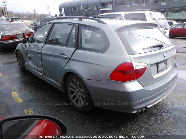 WBAVT13546KW23528 - 2006 BMW 325 XIT GRAY photo 3