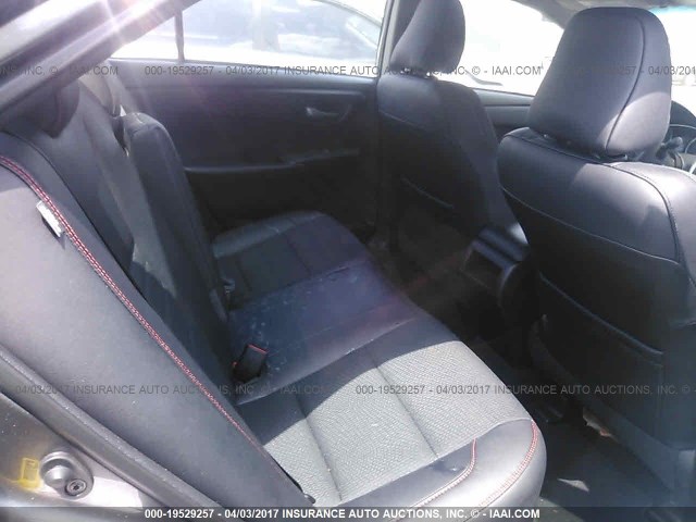 4T1BF1FK8HU695530 - 2017 TOYOTA CAMRY LE/XLE/SE/XSE Schwarz Foto 8