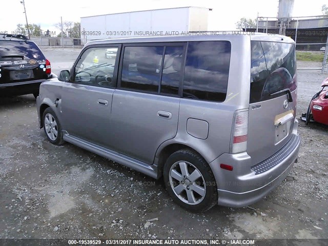 JTLKT324750202119 - 2005 TOYOTA SCION XB GRAY photo 3