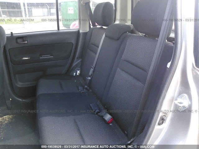 JTLKT324750202119 - 2005 TOYOTA SCION XB GRAY photo 8