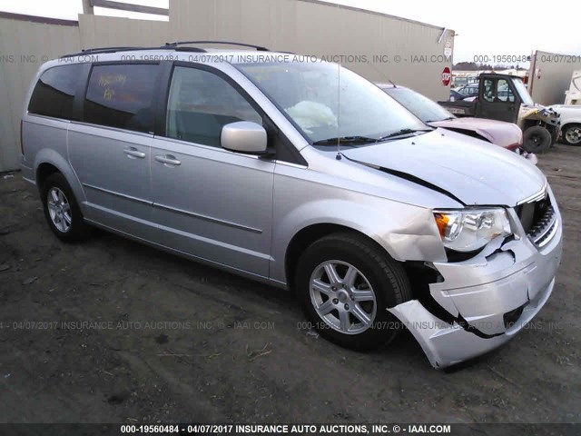 2A4RR5D14AR153737 - 2010 CHRYSLER TOWN & COUNTRY TOURING SILVER photo 1