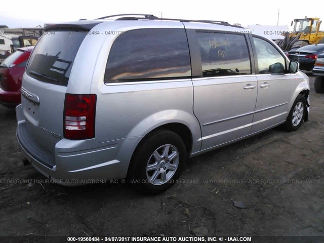 2A4RR5D14AR153737 - 2010 CHRYSLER TOWN & COUNTRY TOURING SILVER photo 4