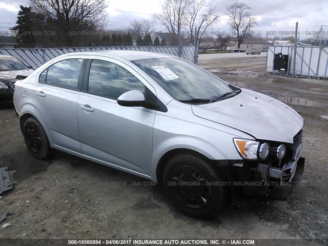 1G1JA5SH4D4161234 - 2013 CHEVROLET SONIC LS ვერცხლისფერი ფოტო 1