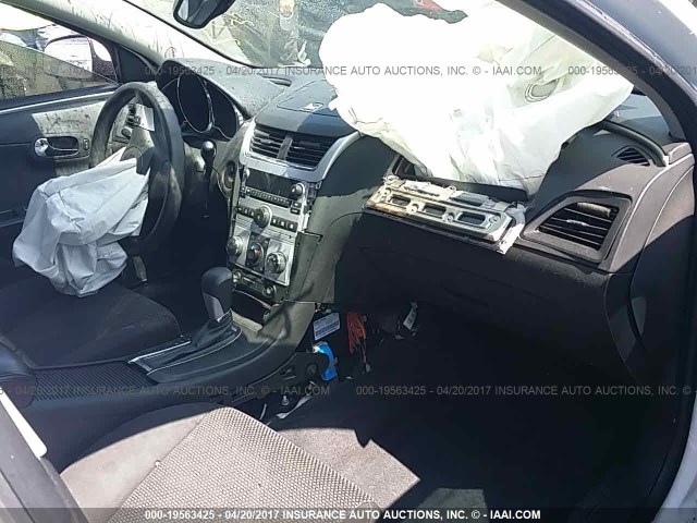 1G1ZC5E14BF368820 - 2011 CHEVROLET MALIBU 1LT 白色 照片 5