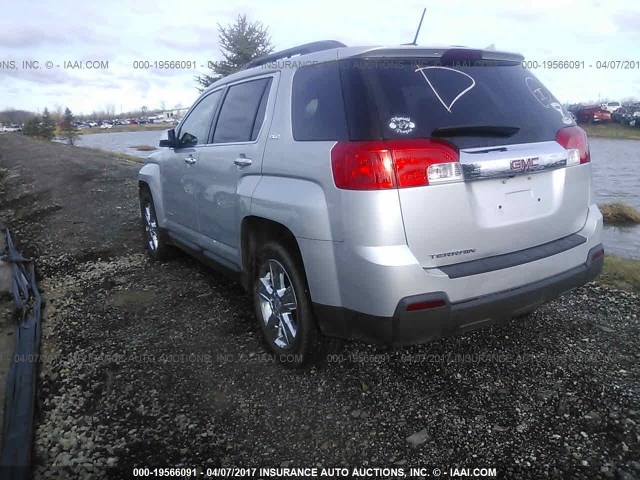 2GKALREK5F6317142 - 2015 GMC TERRAIN SLE SILVER photo 3