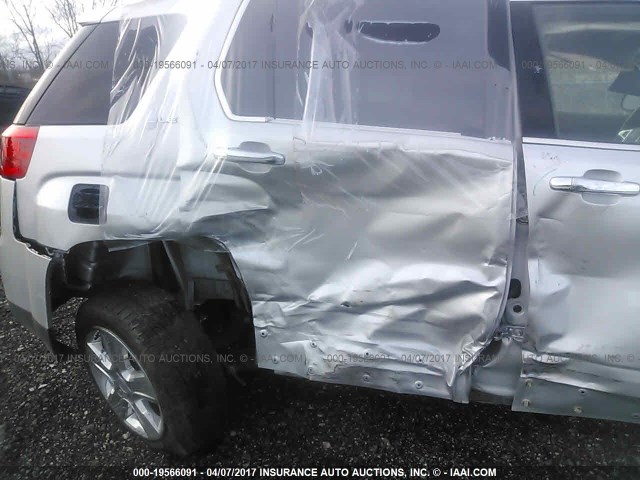 2GKALREK5F6317142 - 2015 GMC TERRAIN SLE SILVER photo 6