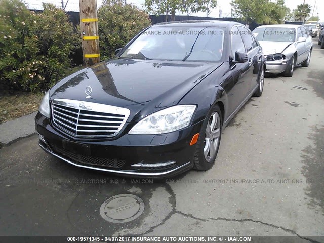 WDDNG7DB8DA528719 - 2013 MERCEDES-BENZ S 550 BLACK photo 2