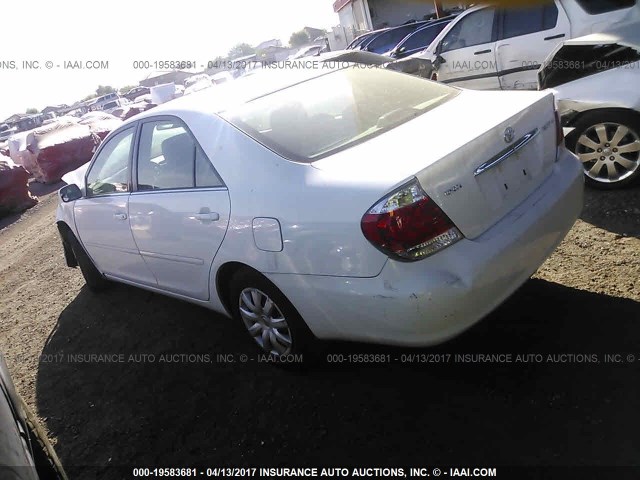 4T1BE32K86U716474 - 2006 TOYOTA CAMRY LE/XLE/SE თეთრი ფოტო 3