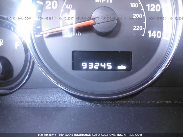 1J8HG48K68C210987 - 2008 JEEP COMMANDER SPORT ვერცხლისფერი ფოტო 7