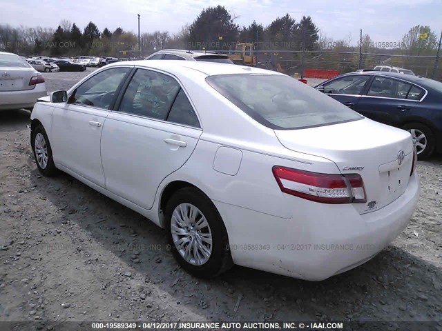 4T1BF3EK7AU574409 - 2010 TOYOTA CAMRY SE/LE/XLE 白色 照片 3