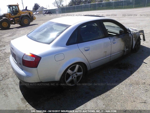 WAULC68E82A165781 - 2002 AUDI A4 1.8T QUATTRO SILVER photo 4