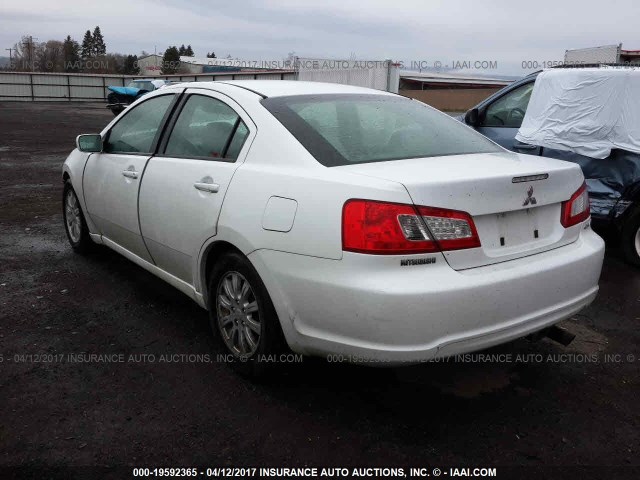 4A32B2FF1BE023106 - 2011 MITSUBISHI GALANT FE WHITE photo 3