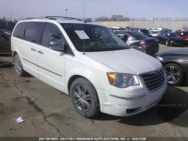 2A8HR64X19R670090 - 2009 CHRYSLER TOWN & COUNTRY LIMITED WHITE photo 1