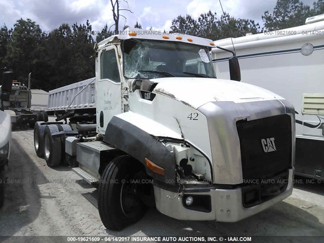 3HSJGTKT4GN748476 - 2016 CATERPILLAR CT660 WHITE photo 1