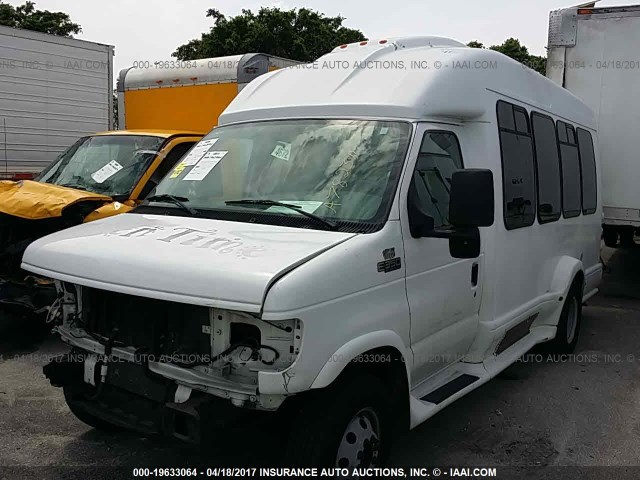 1FDWE35L85HA78238 - 2005 FORD E350 WHITE photo 2