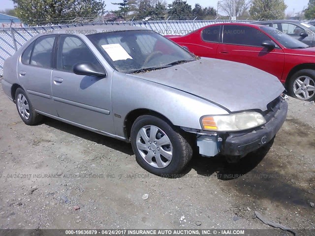 1N4DL01DX1C213795 - 2001 NISSAN ALTIMA XE/GXE/SE SILVER photo 1