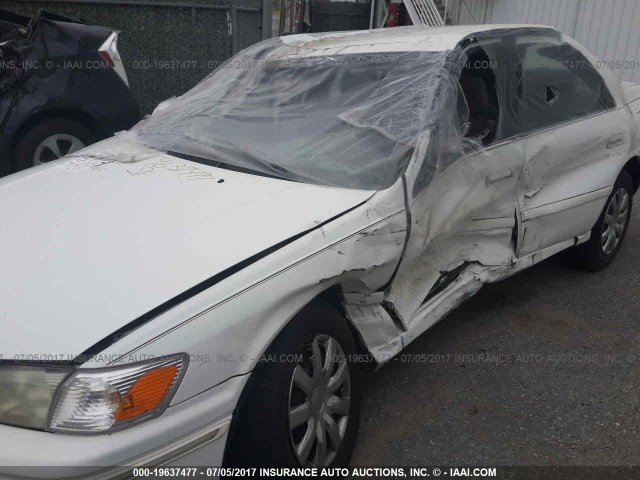 4T1BG22K2YU975856 - 2000 TOYOTA CAMRY CE/LE/XLE 白色 照片 6