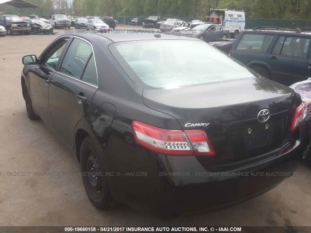 4T1BF3EK3AU008067 - 2010 TOYOTA CAMRY SE/LE/XLE BLACK photo 3