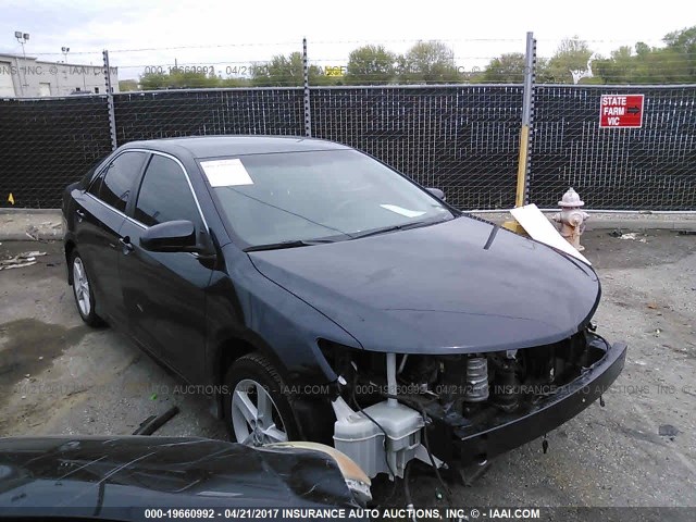 4T1BF1FK0CU101134 - 2012 TOYOTA CAMRY SE/LE/XLE Dark Blue photo 1