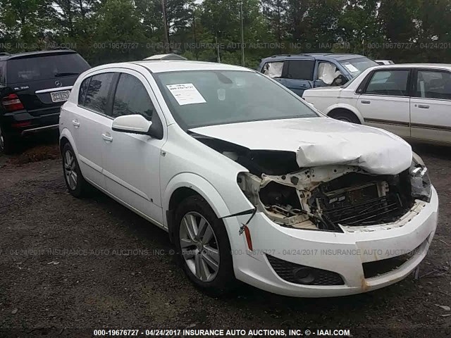 W08AT671585101507 - 2008 SATURN ASTRA XR WHITE photo 1