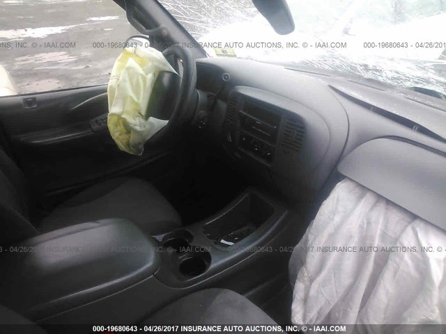 1FMRU1668YLB01306 - 2000 FORD EXPEDITION XLT 黑色 照片 5