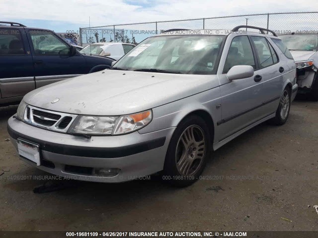 YS3ED58E4Y3057344 - 2000 SAAB 9-5 SILVER photo 2