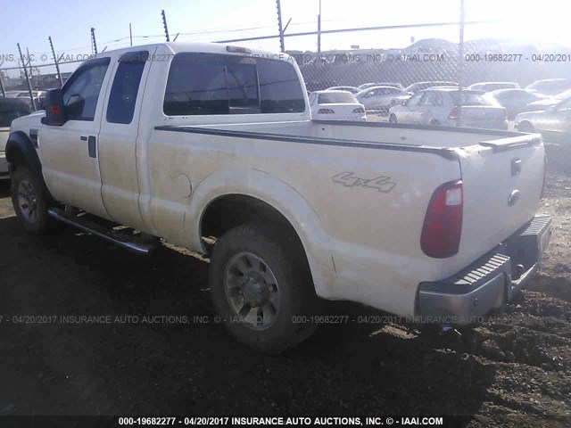 1FTSX21R08EB37127 - 2008 FORD F250 SUPER DUTY WHITE photo 3