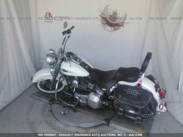 1HD1BWB165Y052974 - 2005 HARLEY-DAVIDSON FLSTCI WHITE photo 3