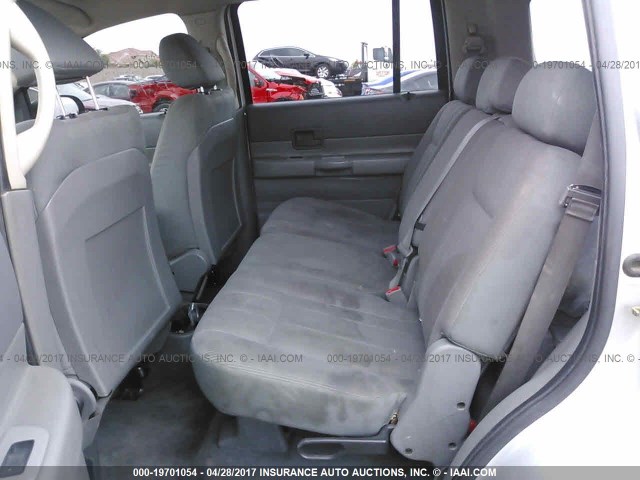 1D4HD38N25F588872 - 2005 DODGE DURANGO ST SILVER photo 8