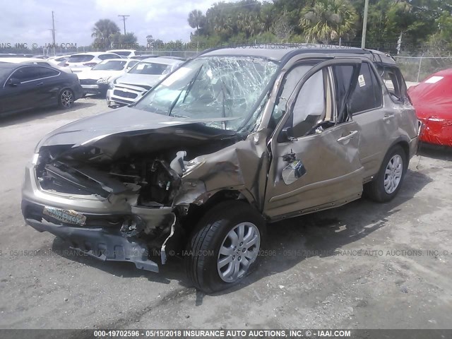 JHLRD78955C012810 - 2005 HONDA CR-V SE/EX GOLD photo 2