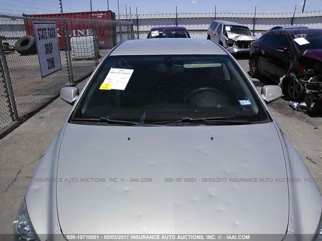 1G1ZC5E00CF239823 - 2012 CHEVROLET MALIBU 1LT SILVER photo 6