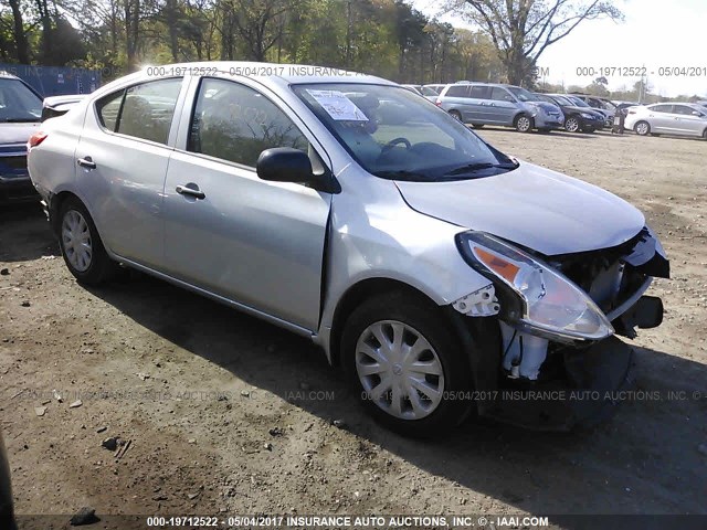 3N1CN7AP2FL944433 - 2015 NISSAN VERSA S/S PLUS/SV/SL SILVER photo 1