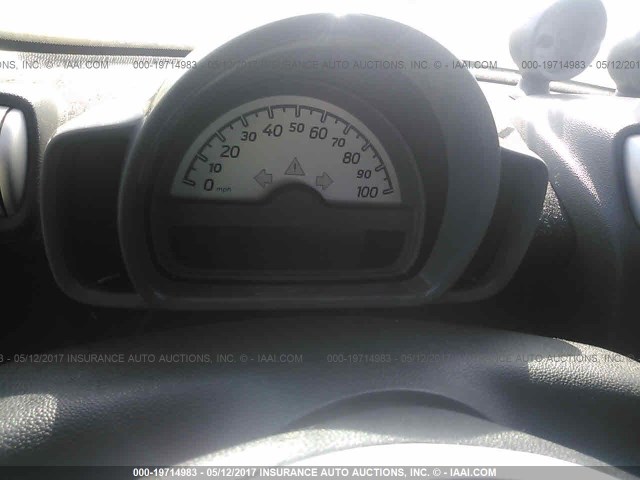 WMEEJ31X08K103548 - 2008 SMART FORTWO PURE/PASSION SILVER photo 7