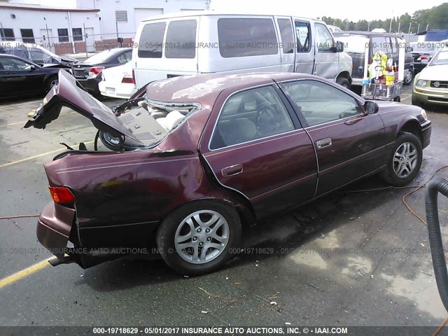 4T1BG22K7YU926877 - 2000 TOYOTA CAMRY CE/LE/XLE 勃艮第红 照片 4