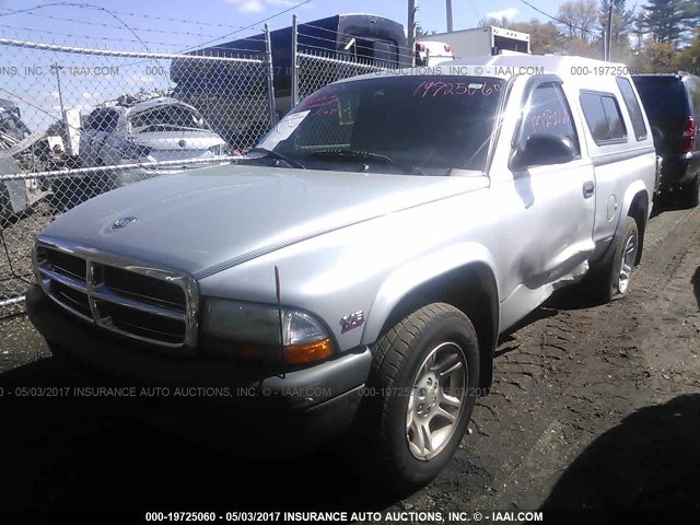 1D7FL16KX4S504054 - 2004 DODGE DAKOTA SXT SILVER photo 2