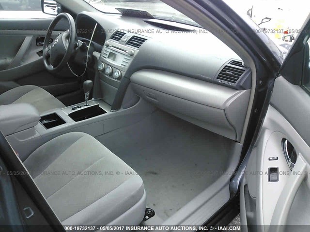 4T1BE46K47U710740 - 2007 TOYOTA CAMRY NEW GENERAT CE/LE/XLE/SE GRAY photo 5