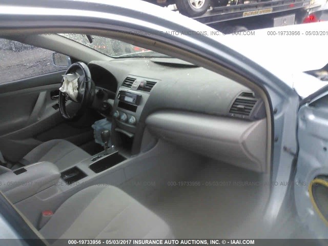 4T1BE46KX7U648020 - 2007 TOYOTA CAMRY NEW GENERAT CE/LE/XLE/SE BLUE photo 5